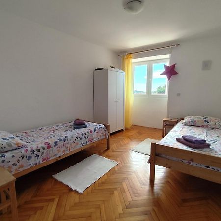 Villa John Pula Eksteriør billede